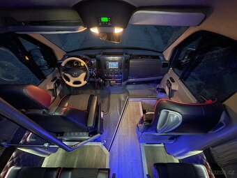 24míst, 3.0 V6 MB Sprinter XXL - 13