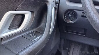 Škoda Fabia 1.2TSI 51kW Ambiente Klima-Zakoupeno v ČR-Ser.kn - 13