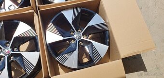 Renault nissan toyota honda mazda kia hyundai 5x114,3 r18 - 13