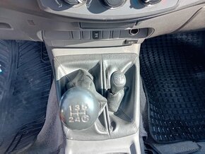 Toyota Hilux DC 2.5 I D-4D Terra 08/2013 - 13