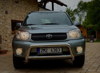 Toyota RAV-4 2.0 VVT-I benzín 110 KW 4x4 39 TKM - 13