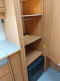Prodám karavan Knaus 500TK, r.v.1999 + palandy + předstan. - 13