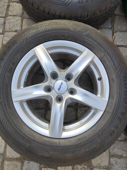 Prodám zánovní letní kola 17 5x127 ET 36 zánovní letní pneu - 13