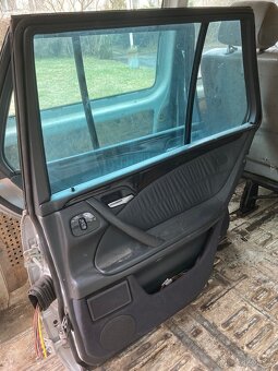 Mercedes w210 combi rv 2001 dveře - 13