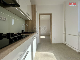 Pronájem bytu 2+1, 63 m², Klatovy, ul. Masarykova - 13