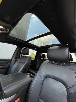 Půjčovna Dodge RAM 1500 HEMI - 13