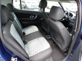Škoda Fabia 1,2 HTP AMBIENTE - 13