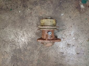 Náhradní díly na vyvažečku LKT - 13