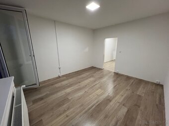Prodám zrekonstruovaný Byt 1+k+k - 13