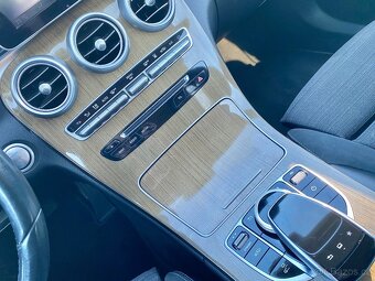 Mercedes-Benz C350e, Plug-in-Hybrid, Exclusive, serviska MB - 13