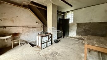 Prodej rodinného domu 3+1 se stodolou,  Vinary - 13