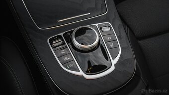 Mercedes-Benz Třídy E, 220D 4Matic 2,0/142kW Tažné - 13