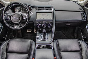 Jaguar E-Pace 2.0 R-Dynamic SE AWD A9 132kW - 13