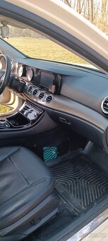 Prodám Mercedes E200 110 KW 150 KS, automat 9G - 13