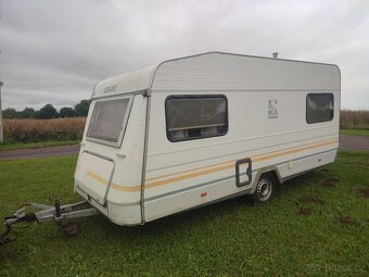 Knaus Sudwind 460, předstan, WC, STK, soběstačný - 13