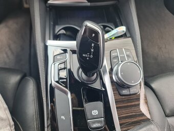BMW 520D XDRIVE  M Paket G30  – 4x4 r.v.2017 - 13