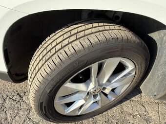 Škoda Karoq 1.6 TDI 85KW  původ ČR serviska Top Stav - 13
