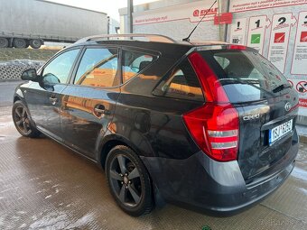 Kia Ceed 1.4i. 80 KW. Rok 2010. Tempomat. Klima - 13