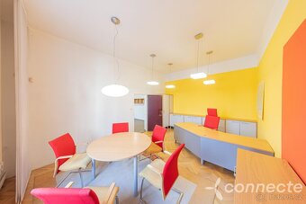 ČINŽOVNÍ DŮM: Náměstí Svatopluka Čecha 516/3, 702 00 Ostrava - 13