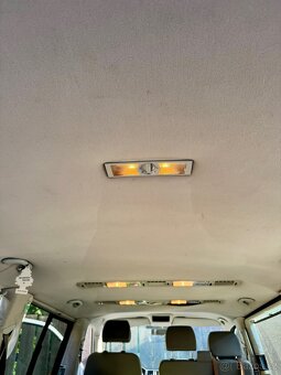 VW Transporter T5 Long 1.9 TDI – 9 míst, cena bez DPH - 13