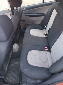 Fabia 1.4 combi nová STK - 13
