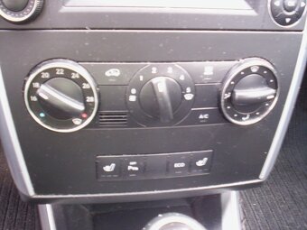 Mercedes-Benz B180 i - 13