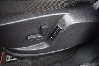 Ford S-MAX 1,6EB 7MÍST,TOP STAV,PR.SERVIS - 13