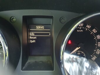 Škoda Yeti Experience 2,0TDI 103kW 4x4 1.maj,koupeno v ČR - 13