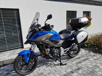 Honda Nc 750x najeto 5900km - 13