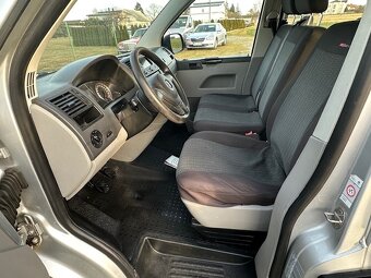 Volkswagen T5 Caravelle 2.0 tdi LONG 9 míst NAVI - 13