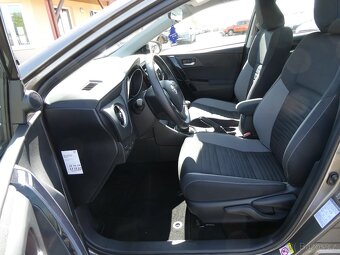 Toyota Auris 1.3 VVT-i 73kW 2x kola, NAVI - 13