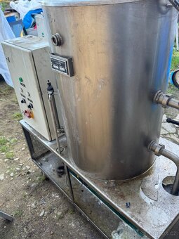 Nerezové nádoby, čerpadla, frekvenční měniče - 13