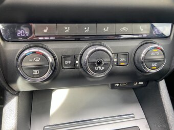 Škoda Octavia 1.2 TSi Climatronic, Vyhřívaná Sedadla - 13