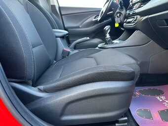 Hyundai i30 Fastback 1.4 T-GDi  1.Maj ČR  r.v.2019 SLEVA - 13