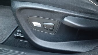 Renault Megane ENERGY TCe 130 EDC BOSE EDITION - 13
