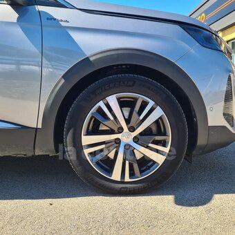PEUGEOT 3008 II (2) 1.6 HYBRID 225 E-EAT8 2021 - 13