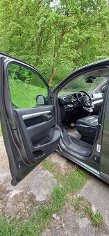 Peugeot Expert Traveller - 13