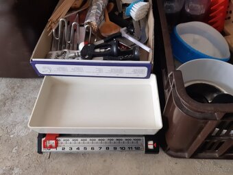 Staré nádobí, příbory, nože - 13