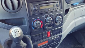 Iveco Daily 40C15 3,0 107 kW - čelo - 13