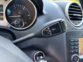 Mercedes-Benz ML,  320 CDi 4M SERVISKA ČR Tažné - 13