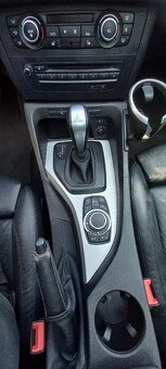 BMW X1 2,0d X DRIVE, 130kw AUTOMAT - 13