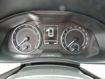 Škoda Scala 1.0TSi,81kw,DSG,2022,ALU,ČR,1maj,-21%DPH - 13
