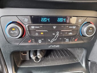 Ford Focus - 13