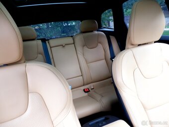 VOLVO XC60 T8 AWD RECHARGE ULTIMATE DARK - 13
