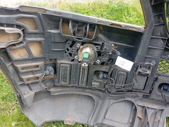 MERCEDES ML W164  PŘEDNÍ NÁRAZNÍK S MASKOU KOMPLETNÍ - 13