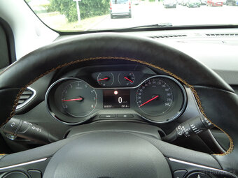 OPEL CROSSLAND X 1.2i KOUPENO ČR,1.MAJITEL,SERVISKA - 13