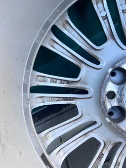 Originální alu kola Mercedes-Benz Viano / Vito 18” (A6394012 - 13