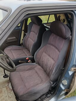 Favorit  r.v.1990 karbec pekny stav HP sporting - 13