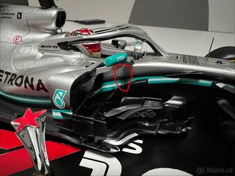 Prodám modely F1 1:18 - 13