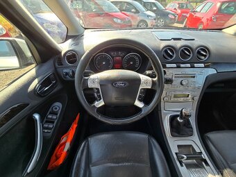 Ford Galaxy 20 TDCi 103KW Ghia 7.místné - 13
